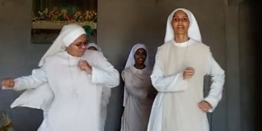 A Citta Della Pieve Le Consorelle Festeggiano Tre Suore Centenarie